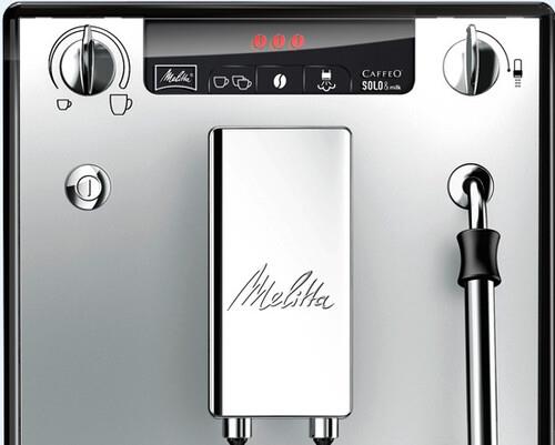 Кофемашина автоматическая Melitta Caffeo Solo&milk Е 953-102 серебристый