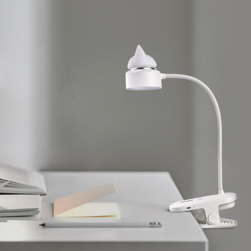 Настольная лампа KITFORT КТ-3349