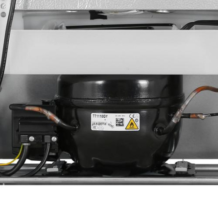 Холодильник с морозильником Hisense RB434N4BW2 белый