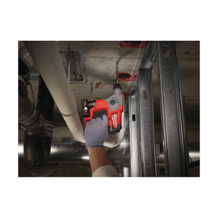 Перфоратор Milwaukee M12 Fuel CH-402C (4933441475) 2 АКБ +ЗУ