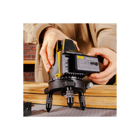 Лазерный уровень Deli DL332303