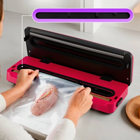 Вакуумный упаковщик KitFort КТ-1542 малиновый/черный