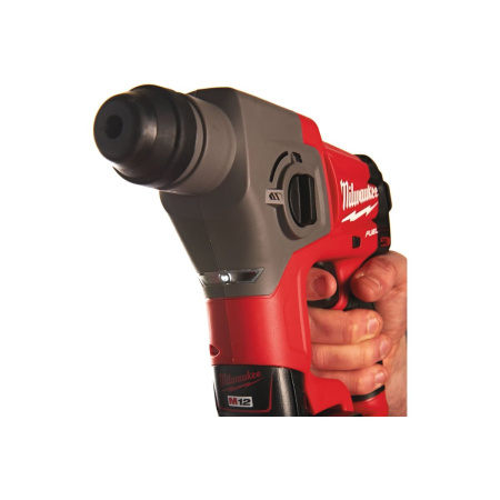 Перфоратор Milwaukee M12 Fuel CH-402C (4933441475) 2 АКБ +ЗУ