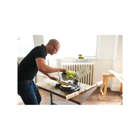 Пила торцовочная Ryobi ONE+ EMS190DCL (5133000932)