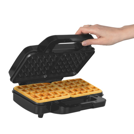 Вафельница Endever Skyline WM-25 черный/стальной