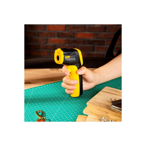 Пирометр DELI DL333380 (102968)